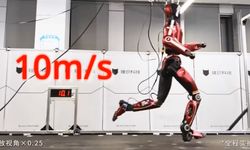 Dünyanın En Hızlı İnsansı Robotu Sahneye Çıktı! Bolt Gerçek Testlerde Rekor Kırdı