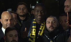 Fenerbahçe'nin yeni transferi Sidiki Cherif, İstanbul'da