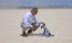 Havadan Su Üretiyor! Nobel Ödüllü Bilim İnsanından Kuraklığa Çağ Açacak Çözüm