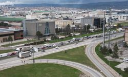 İnegöl'de Zincirleme Trafik Kazası Sonrası Yol Trafiğe Kapandı