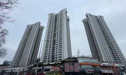 İstanbul'da lüks sitede 30'uncu kattan düşen çocuk hayatını kaybetti