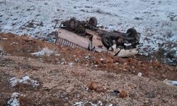 Konya'da kamyonet şarampole devrildi! 4 yaralı