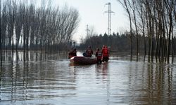 Meriç Nehri taştı, ovalar su altında kaldı