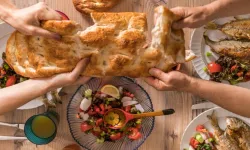 Oruç Tutarken Metabolizma Yavaşlar mı, Yoksa Doğru Beslenmeyle Hızlandırmak Mümkün mü?