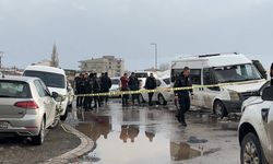 Silahla başından vurulmuş halde bulunan genç kurtarılamadı