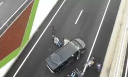 Silahla tehdit edilerek evine girilen kadının ellerini bağlayıp yüz tanıma sistemiyle hesabından 18 bin euro çektiler