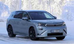 Skoda’nın Yeni Elektrikli Amiral Gemisi Peaq Ortaya Çıktı, 7 Koltuklu Dev SUV 600 Kilometre Menzille Neler Sunacak?