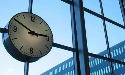 2026 Yaz Saati Uygulaması Başladı Mı? Saatler İleri Alınacak mı, Avrupa ile Aramızdaki Fark Ne Olacak?