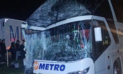 Amasya'da otobüs ile tır çarpıştı! Çok sayıda yaralı var
