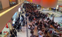 Bursa'da bayramın adresi AVM'ler oldu