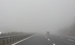 TEM Otoyolunda yoğun sis etkili oluyor