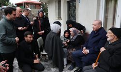 Cumhurbaşkanı Erdoğan, Rize’de komşularıyla bayramlaştı