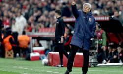 Beşiktaş'tan Vefa Mesajı: "Geçmiş Olsun Mircea Lucescu"