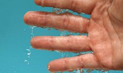 Avuç İçi Terlemesi Hangi Hastalığın İşareti Olabilir?