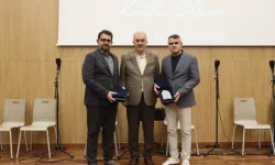 Bursa'da 1 yılda 3 bin 766 ameliyat yapan doktora ödül