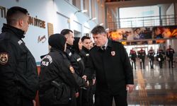 Bursa’da Bayramlaşma Programında Protokol Emniyet ve Hastanede Bir Araya Geldi