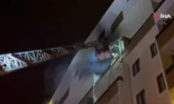 Bursa’da korkutan yangın! Mahsur kalan kişi kurtarıldı