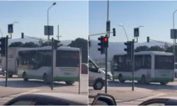 Bursa’da otobüs ters şeride girdi