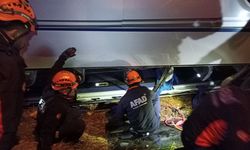 Ceza infaz kurumuna ait servis aracı devrildi! 16 yaralı