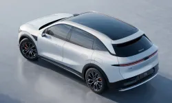 Elektrikli Otomobilde Yeni Dönem! 9 Dakikada Şarj Olan SUV Tanıtıldı, Fiyatı Dikkat Çekiyor