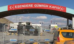 Esendere Sınır Kapısı'nda sessiz bekleyiş