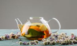 İftar ve Sahurda Suyu Sevdiren ve Vücudu Temizleyen Detoks Su Tarifleri