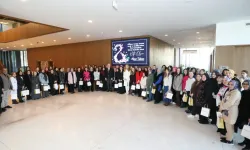 İnegöl Belediyesi’nde kadın personele 8 Mart sürprizi