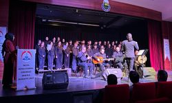 İnegöl’de Maneviyat Dolu Gece: “İki Harf Bir Nefes” İlahi Dinletisi Büyük Beğeni Topladı