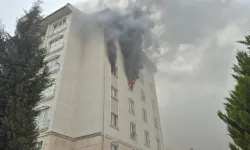 İnegöl'de 8 katlı binada yangın