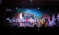 İnegöl'de Dünya Tiyatrolar Günü 'Komşu Köyün Delisi' Oyunuyla Kutlandı