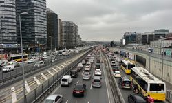 İstanbul’da akaryakıt zammı trafiğe yansımadı