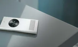 Japon İcadı Enence ile Artık Dil Engeli Tarih Oluyor! 68’den Fazla Dili Anında Çeviriyor