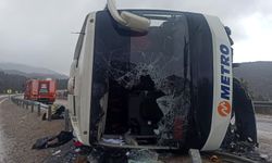 Konya’da yolcu otobüsü devrildi! 15 yaralı