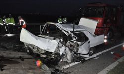 Manisa'da feci kaza! 2 ölü, 5 yaralı