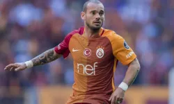 Sneijder 41 Yaşında Sahalara Döndü! Son Hali Görenleri Şaşırttı