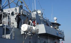 Türk donanmasının gururu olan savaş gemileri ziyarete açıldı