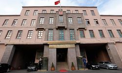 Türk Hava Sahasında İran’dan Ateşlenen Füze Engellendi