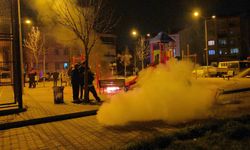 İnegöl’de parkta yakılan lastik paniğe neden oldu