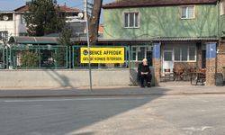 İnegöl’de cami önüne asılan pankart dikkat çekti