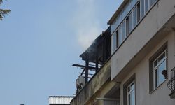 İnegöl’de çatı katında çıkan yangın paniğe neden oldu