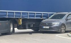 İnegöl’de tır ile otomobil çarpıştı