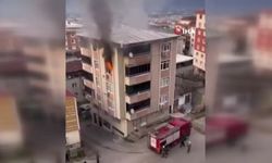 Bursa’da apartman dairesinde çıkan yangın, mahalleyi ayağa kaldırdı