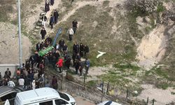 Kayıp olarak aranan genç, dağlık alanda ölü bulundu