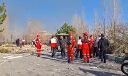 ABD ve İsrail Tahran’da üniversite ve havalimanını hedef aldı