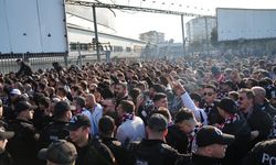 Beşiktaş Taraftarı Kadıköy’de