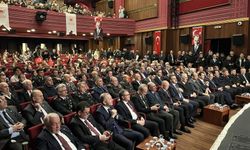 Bursa'da 23 Nisan coşkusu salona sığmadı!