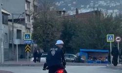 Bursa'da polis yeleği giyip trafikte tehlikeli hareketler yaptı!