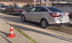 Bursa'da silahlı saldırı! Yaralı halde kaçıp polise sığındı