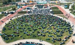 Bursa'da yeşil-beyaz coşku dev ekrana taşındı