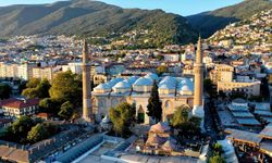 Bursa’nın sloganı değişti: Gülümseyin Bursa kalktı